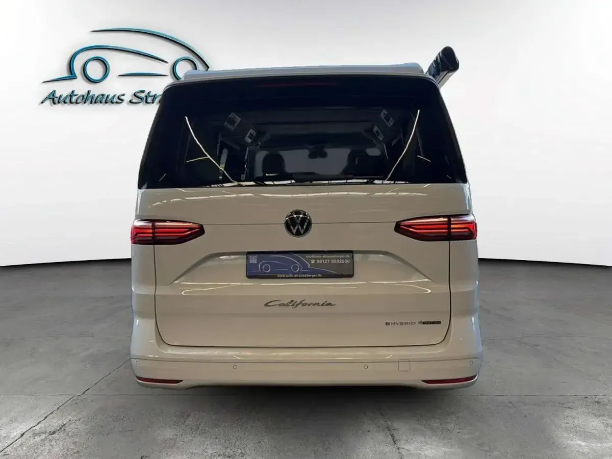 Gebraucht VW California Beach 177 PS (130 kW) 2025 Candyweiss Van