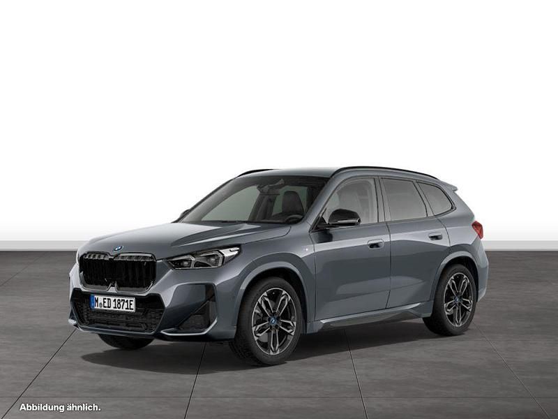 Storm bay metallic Gebraucht 2023 BMW iX1 Comfort Edition SUV | 46.524 € (Etwas zu teuer) - Bild 1/4