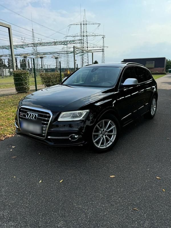 Schwarz Gebraucht 2013 Audi SQ5 SUV | 14.950 € (Fairer Preis) - Bild 1/4