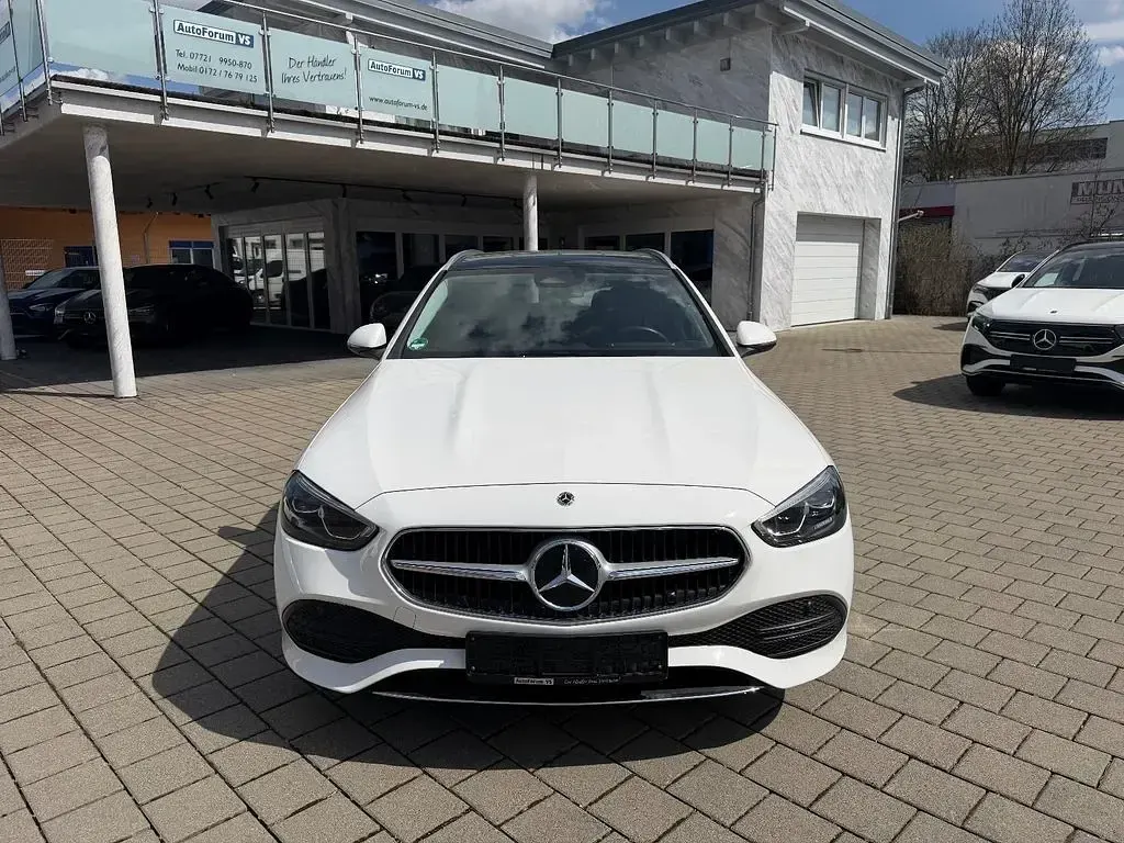 Gebraucht Mercedes 220 200 PS (147 kW) 2022 Weiß Limousine