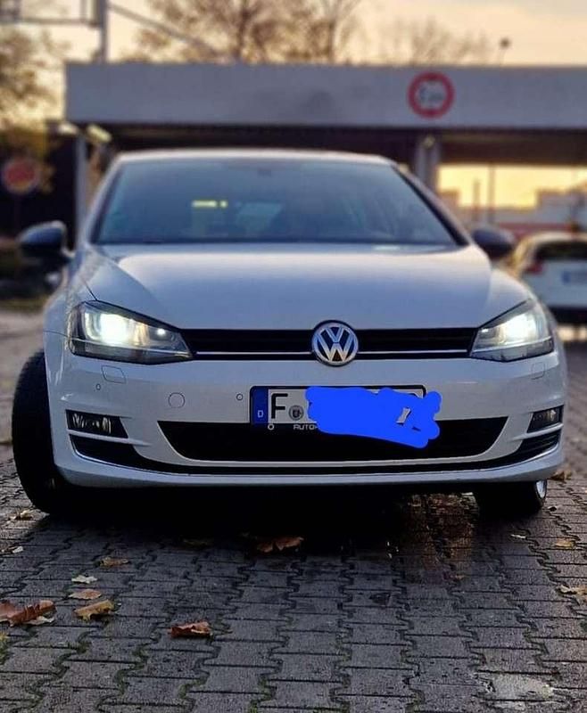Gebraucht VW Golf VII Edition 150 PS (110 kW) 2015 Weiß Limousine