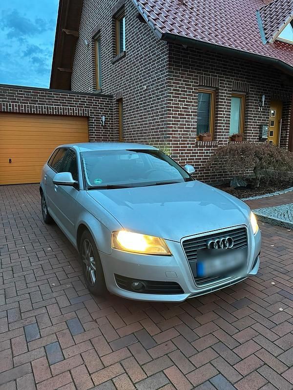 Silber Gebraucht 2009 Audi A3 Sportback Kleinwagen | 3.500 € (Guter Preis) - Bild 1/4