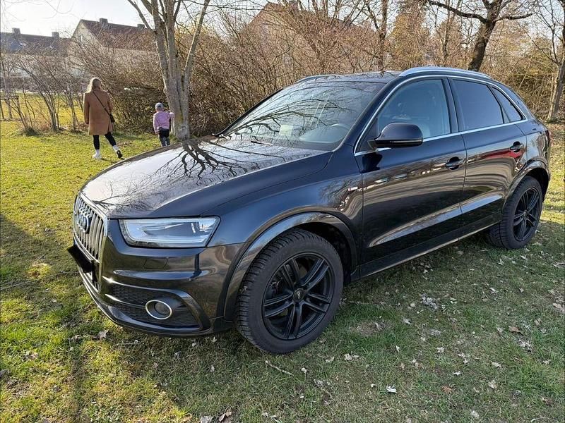 Gebraucht Audi Q3 S-Line 211 PS (155 kW) 2014 Blau SUV
