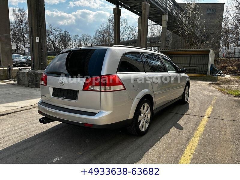 Gebraucht Opel Vectra 122 PS (89 kW) 2004 Silber Kombi