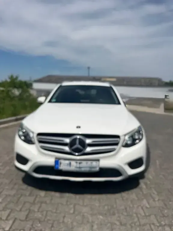 Gebraucht Mercedes GLC250 204 PS (150 kW) 2018 Weiß SUV
