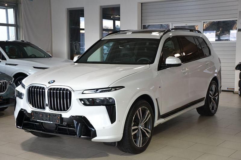 Weiß Gebraucht 2025 BMW X7 M Sport SUV | 89.950 € (Etwas zu teuer) - Bild 1/4