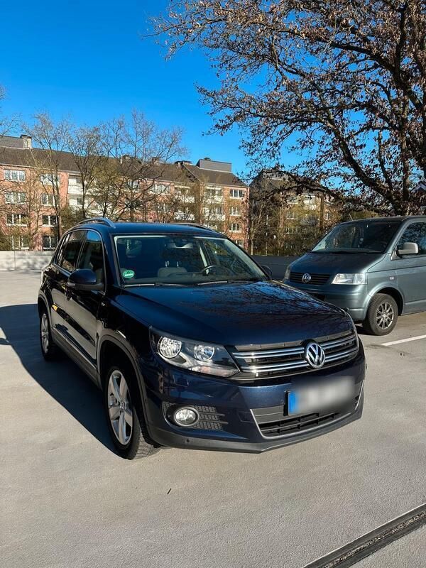 Blau Gebraucht 2014 VW Tiguan Cup SUV | 14.500 € (Guter Preis) - Bild 1/4