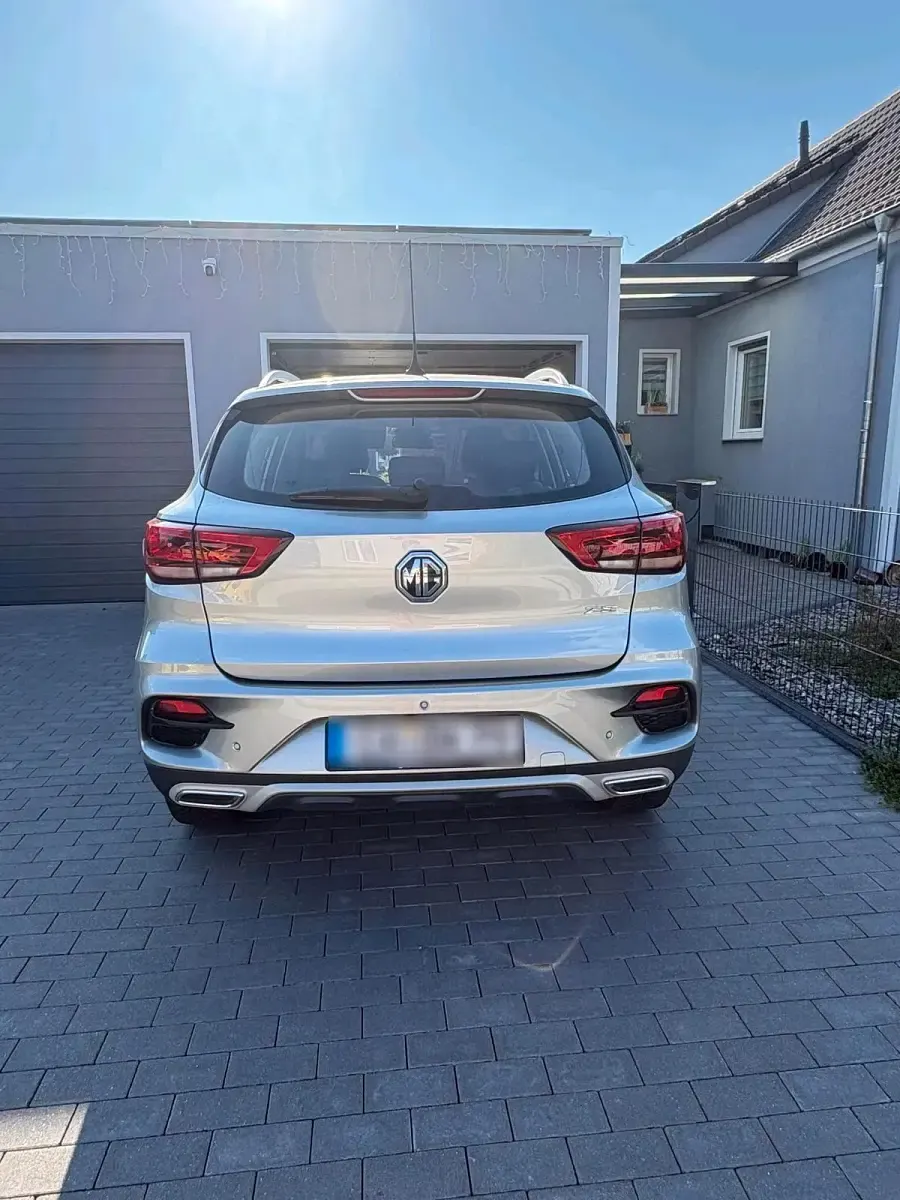 Gebraucht MG ZS 106 PS (77 kW) 2022 Silber SUV