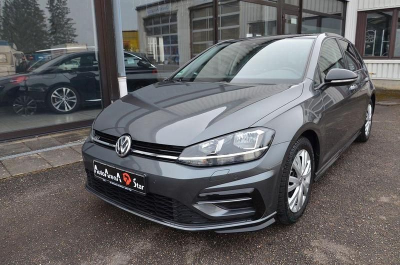 Gebraucht VW Golf VII IQ Drive 150 PS (110 kW) 2019 Indiumgrau metallic Kleinwagen