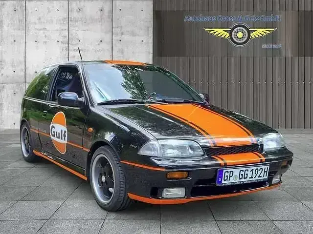 Gebraucht Suzuki Swift 101 PS (74 kW) 1992 Deep black met. Kleinwagen