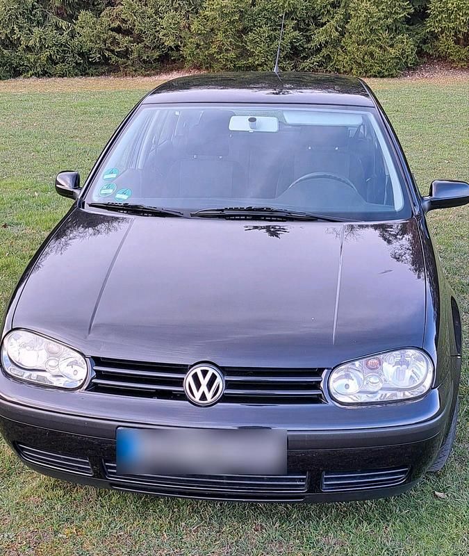 Gebraucht VW Golf IV 75 PS (55 kW) 2001 Schwarz Kleinwagen