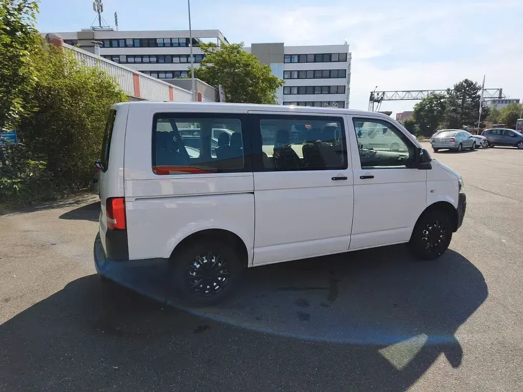 Gebraucht VW Caravelle 84 PS (61 kW) 2014 Weiß Van
