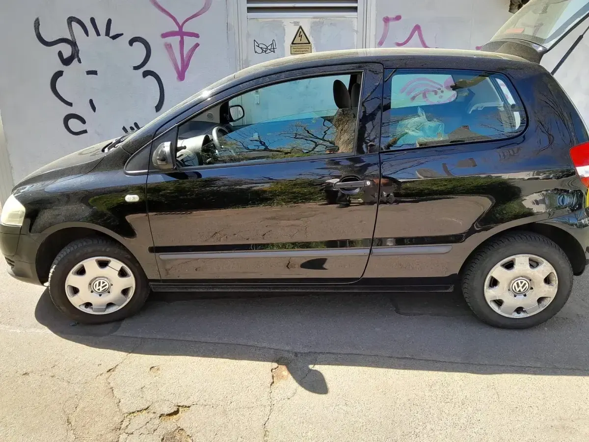 Usata VW Fox 54 CV (39 kW) 2005 Nero Utilitaria