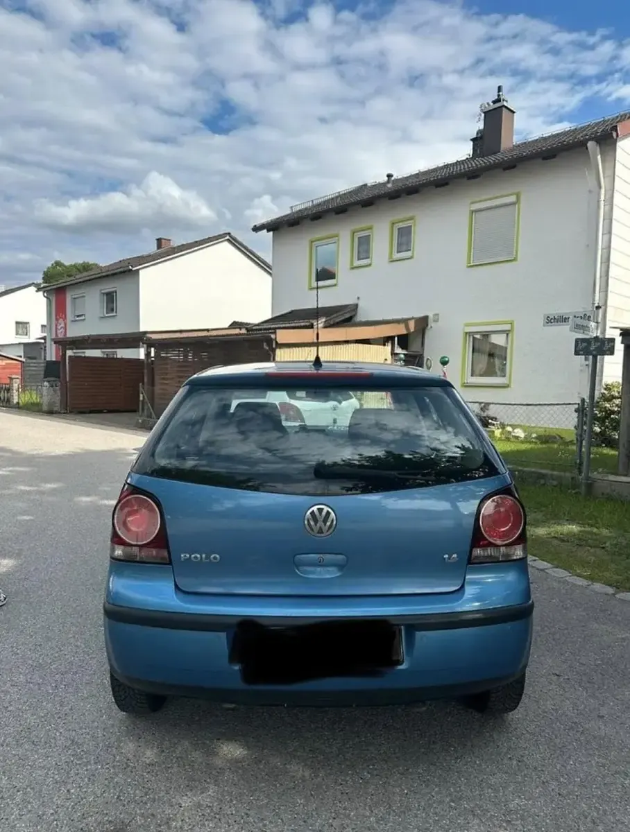 Gebraucht VW Polo 80 PS (58 kW) 2007 Blau Kleinwagen