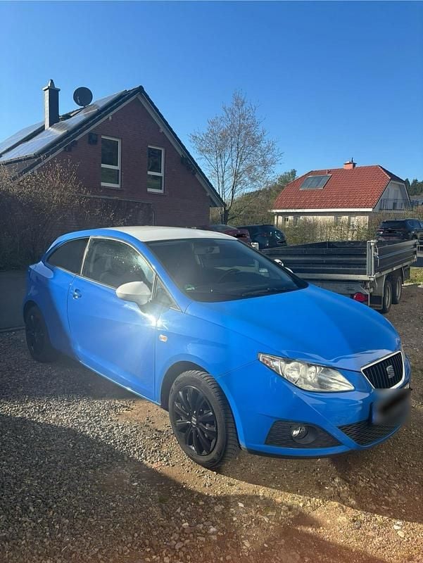 Second-hand Seat Ibiza 70 CP (51 kW) 2009 Albastru Hatchback
