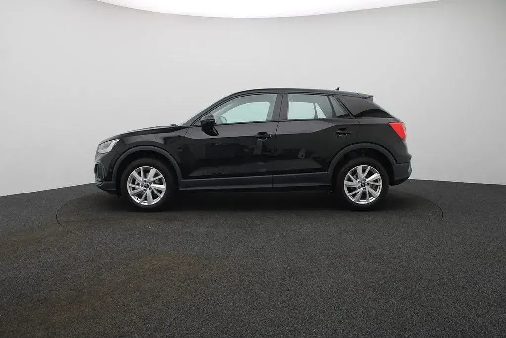 Nowe Audi Q2 150 KM (110 kW) 2026 Czarny SUV