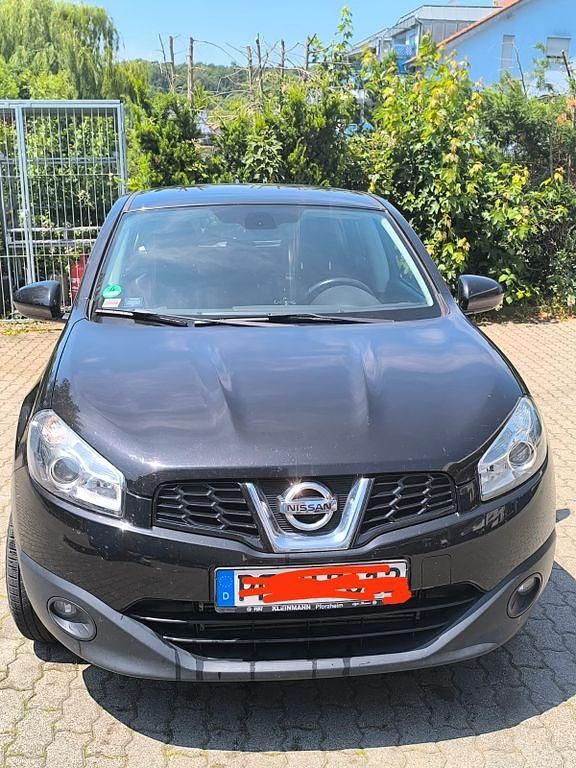 Schwarz Gebraucht 2013 Nissan Qashqai Acenta SUV | 8.400 € (Fairer Preis) - Bild 1/4