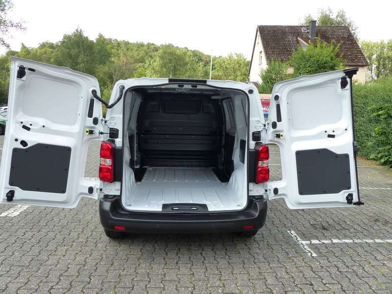 Gebraucht Peugeot e-Expert Premium 100 kW (136 PS) 2023 Kaolinweiss Van