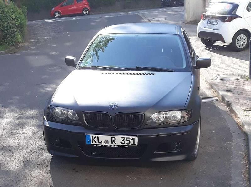 Gebraucht BMW 320 170 PS (125 kW) 2003 Schwarz Limousine