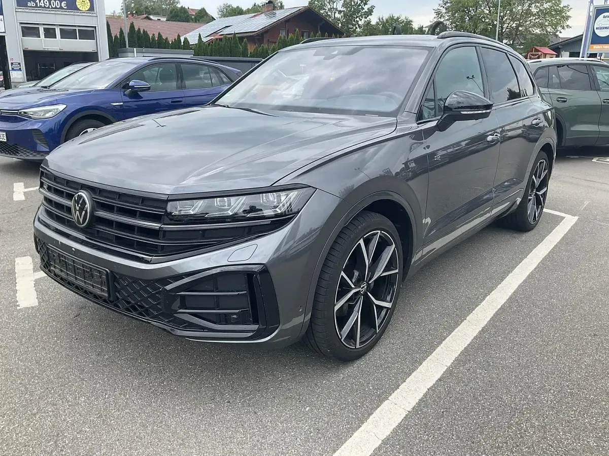Gebraucht VW Touareg R-line 286 PS (210 kW) 2024 SUV
