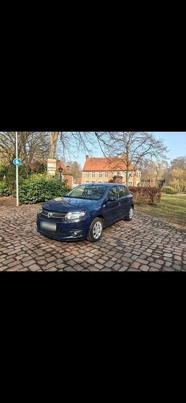 Gebraucht Dacia Sandero Lauréate 90 PS (66 kW) 2014 Blau Limousine