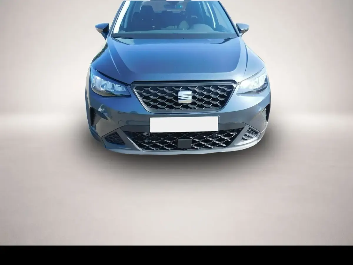 Gebraucht Seat Arona Style 110 PS (80 kW) 2024 Grau SUV
