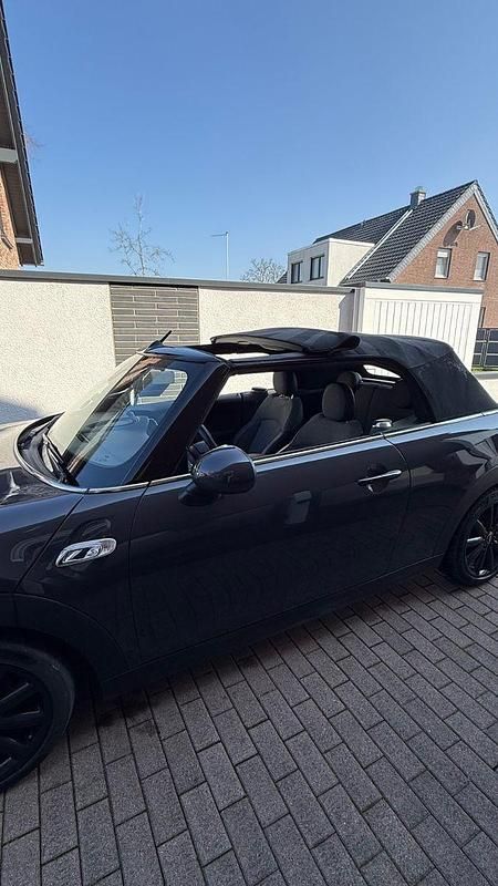 Gebraucht Mini Cooper SD Cabriolet 170 PS (125 kW) 2018 Grau Cabrio