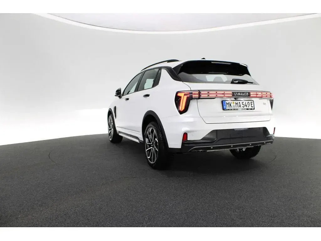 Gebraucht Lynk & Co 01 280 PS (205 kW) 2026 Außenfarbe crystal white SUV