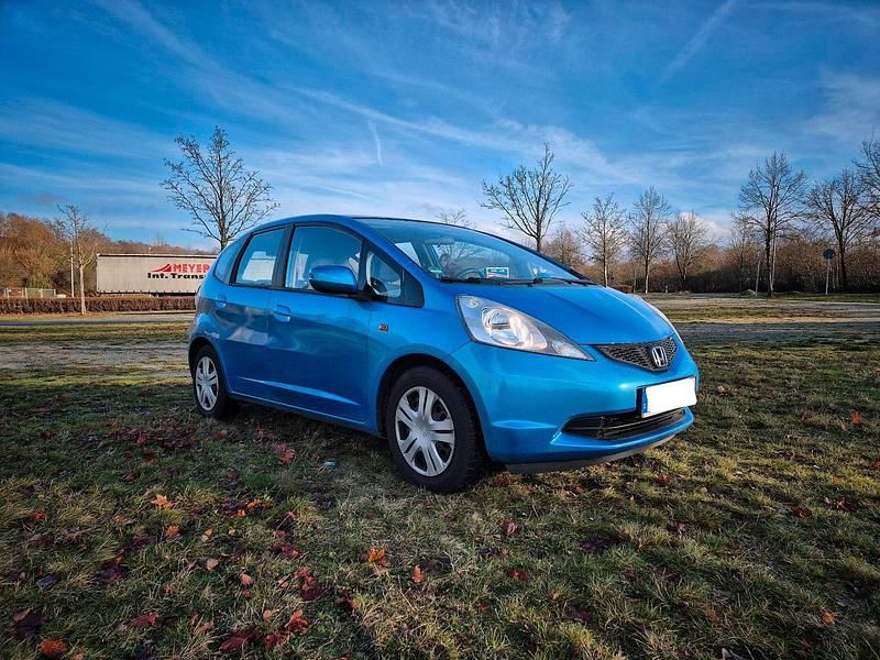 Blau Gebraucht 2009 Honda Jazz Kleinwagen | 3.999 € (Fairer Preis) - Bild 1/4