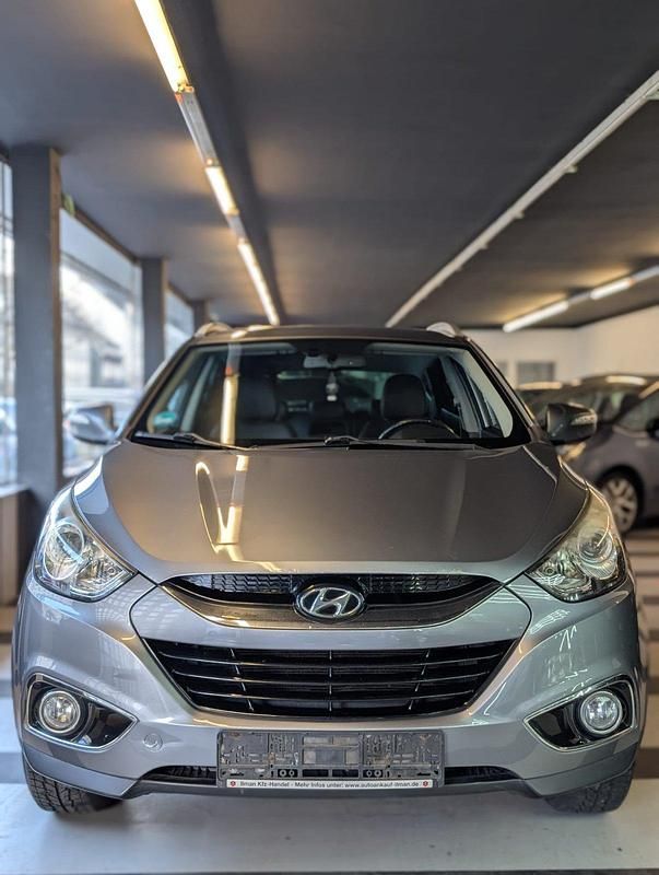 Gebraucht Hyundai ix35 135 PS (99 kW) 2012 Grau SUV