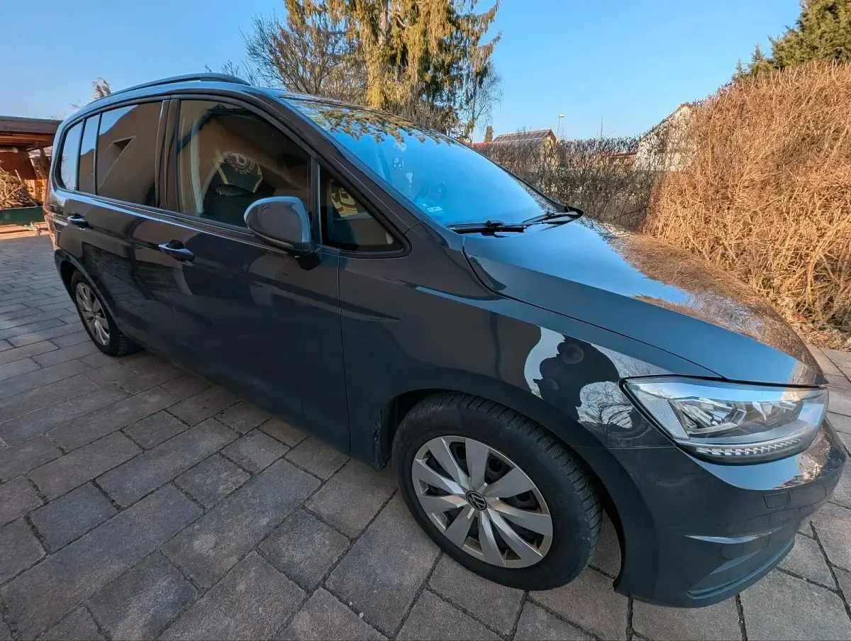 Gebraucht VW Touran 116 PS (85 kW) 2020 Grau Van / Kleinbus