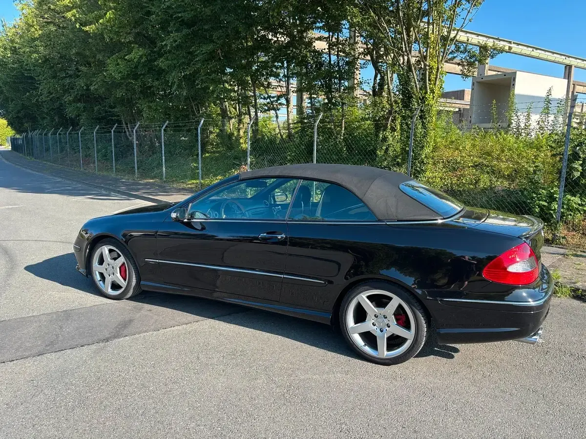 Gebraucht Mercedes CLK350 AMG 272 PS (200 kW) 2005 Schwarz Cabrio