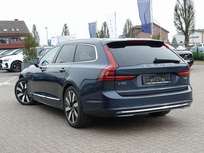 Gebraucht Volvo V90 Plus 398 PS (292 kW) 2025 Blau Kombi