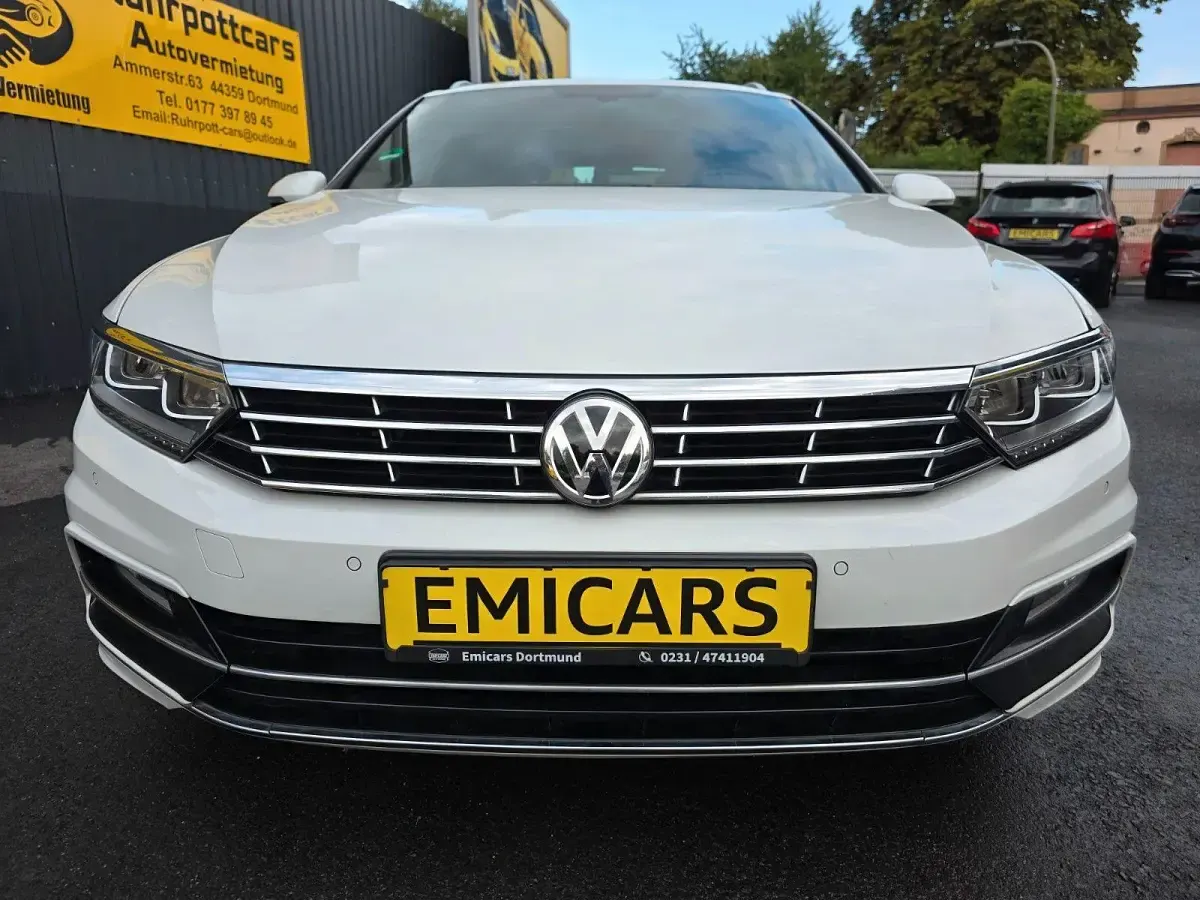 Gebraucht VW Passat Highline 120 PS (88 kW) 2017 Weiß Kombi
