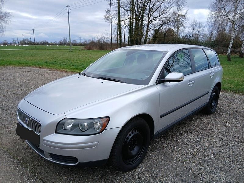 Gebraucht Volvo V50 125 PS (91 kW) 2005 Silber Kombi