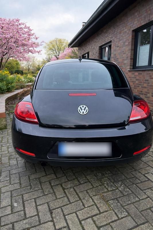 Gebraucht VW Beetle Edition 105 PS (77 kW) 2012 Schwarz Kleinwagen