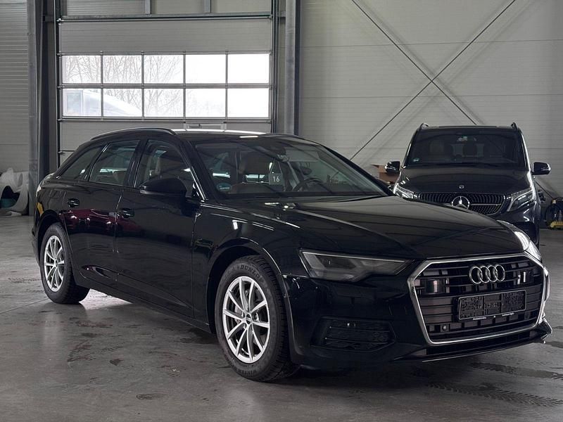 Gebraucht Audi A6 Basis 163 PS (119 kW) 2022 Schwarz Kombi