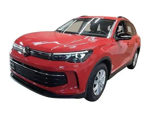 Gebraucht VW Tiguan Goal 150 PS (110 kW) 2025 Persimmon red SUV