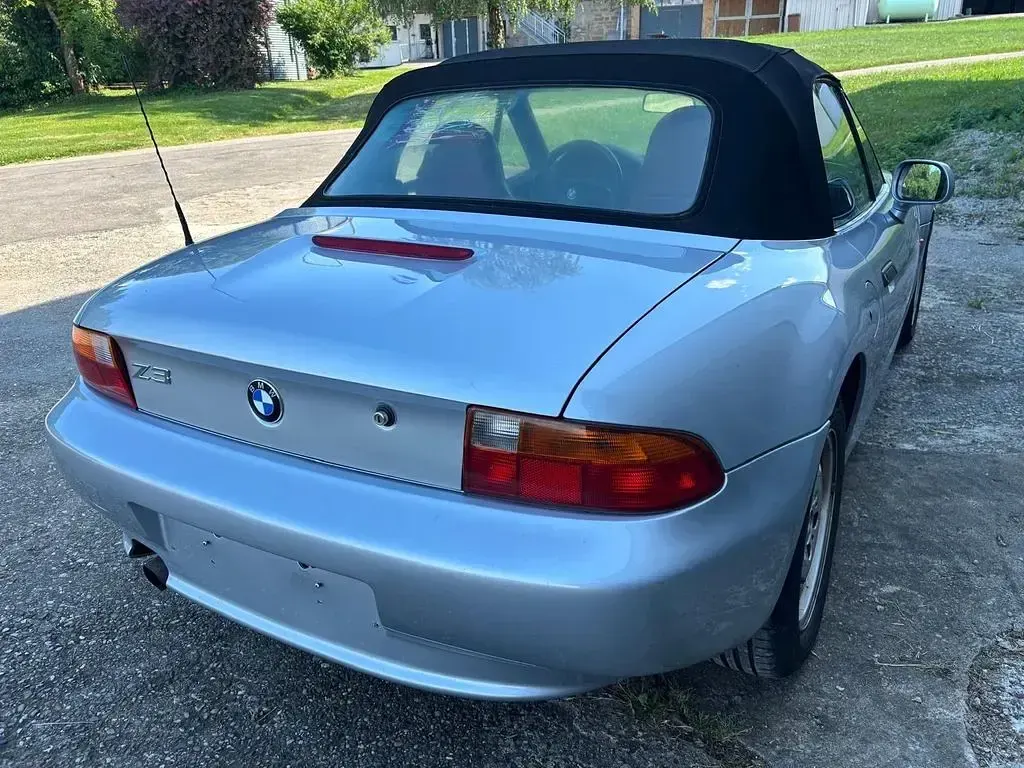 Gebraucht BMW Z3 Performance 140 PS (102 kW) 1997 Schwarz Cabrio