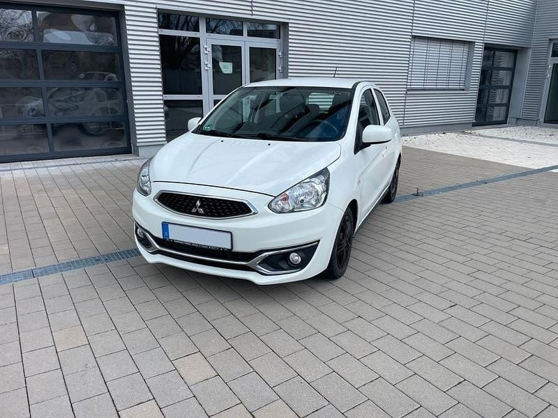 Gebraucht Mitsubishi Space Star 71 PS (52 kW) 2017 Weiß Kleinwagen