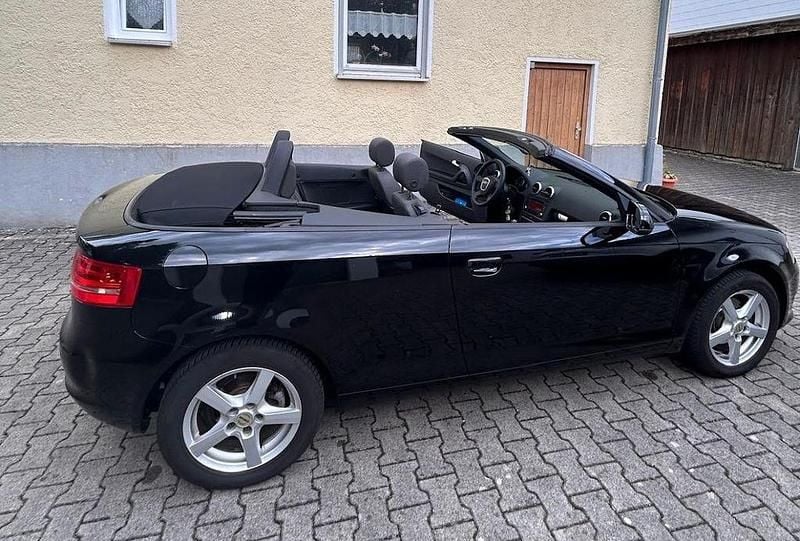 Gebraucht Audi A3 Cabriolet Ambition 105 PS (77 kW) 2011 Schwarz Cabrio