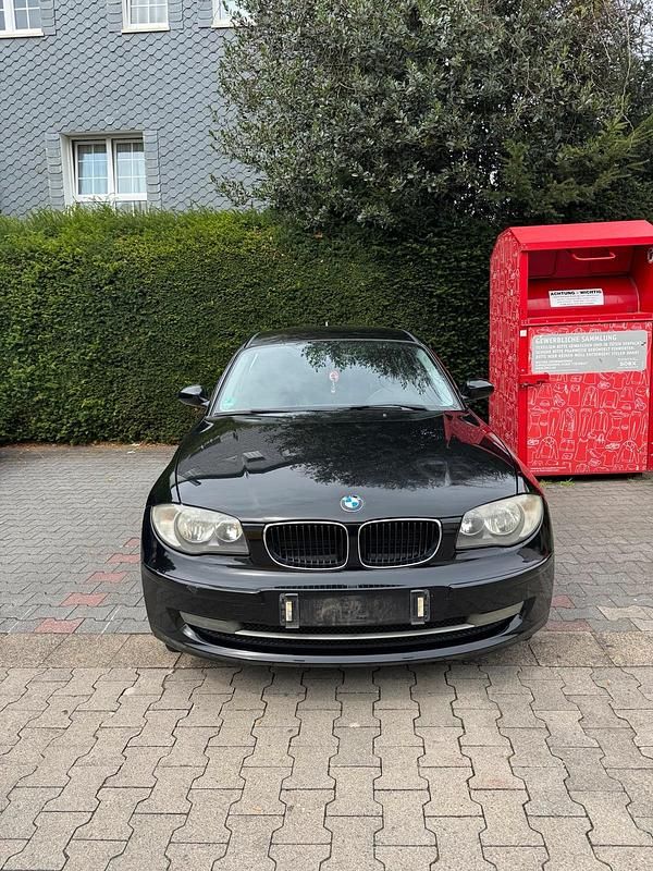 Schwarz Gebraucht 2007 BMW 116 Kleinwagen | 1.199 € (Superpreis) - Bild 1/4