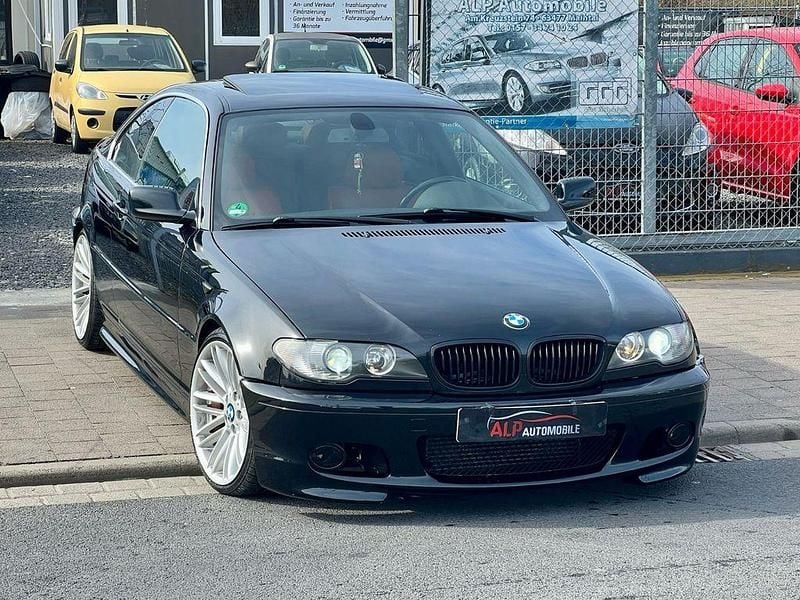 Schwarz Gebraucht 2005 BMW 320 M Sport Coupé | 7.490 € (Fairer Preis) - Bild 1/4
