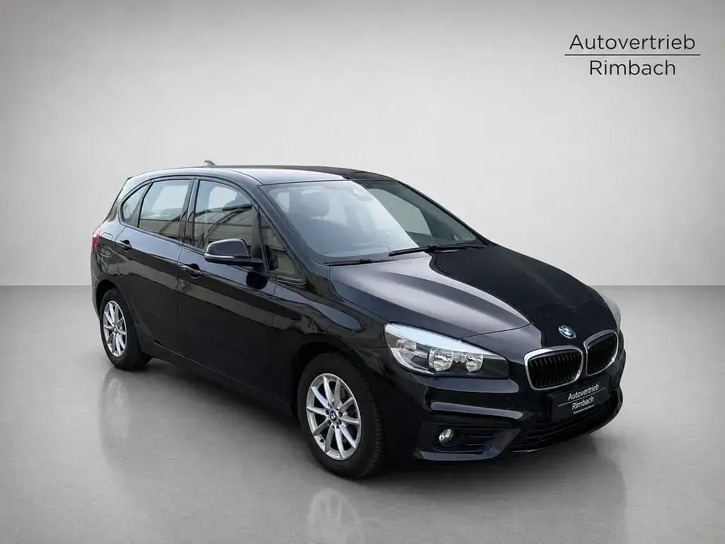 Gebraucht BMW 216 Active Tourer Advantage 116 PS (85 kW) 2017 Schwarz Van / Kleinbus