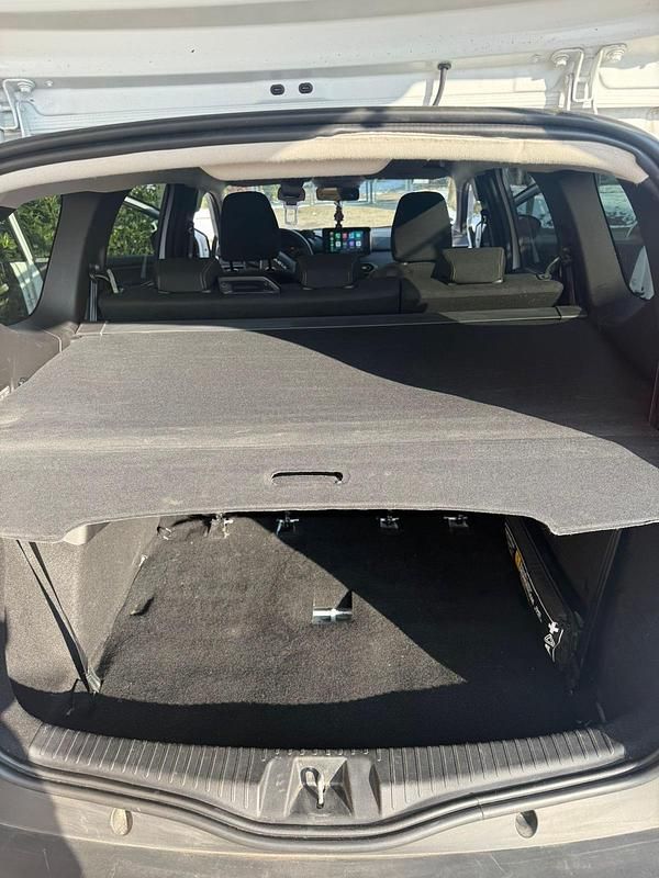 Gebraucht Dacia Jogger Extreme 91 PS (66 kW) 2024 Weiß Van / Kleinbus