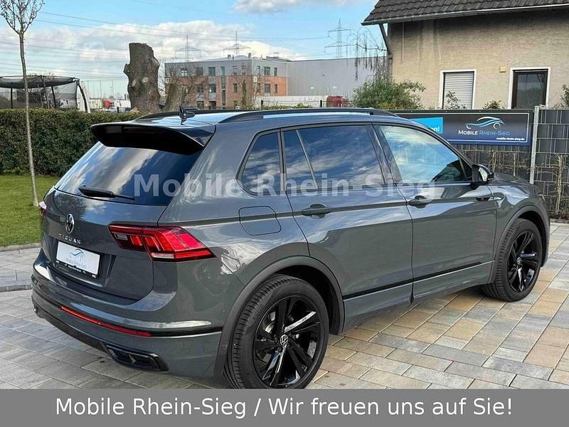 Gebraucht VW Tiguan Style 150 PS (110 kW) 2023 Grau SUV