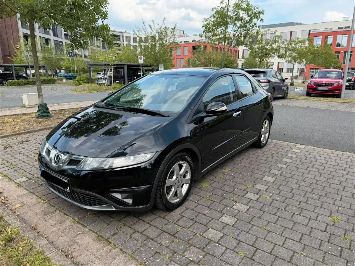Gebraucht Honda Civic 100 PS (73 kW) 2009 Schwarz Limousine