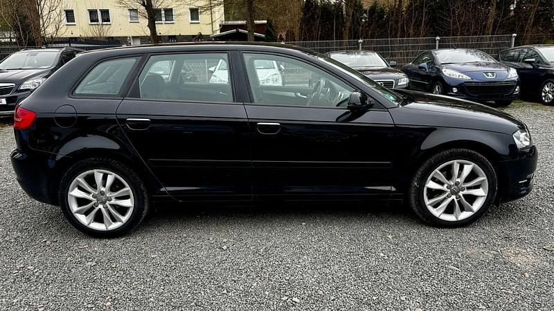 Gebraucht Audi A3 Ambition 160 PS (117 kW) 2010 Phantomschwarz perleffekt Kleinwagen