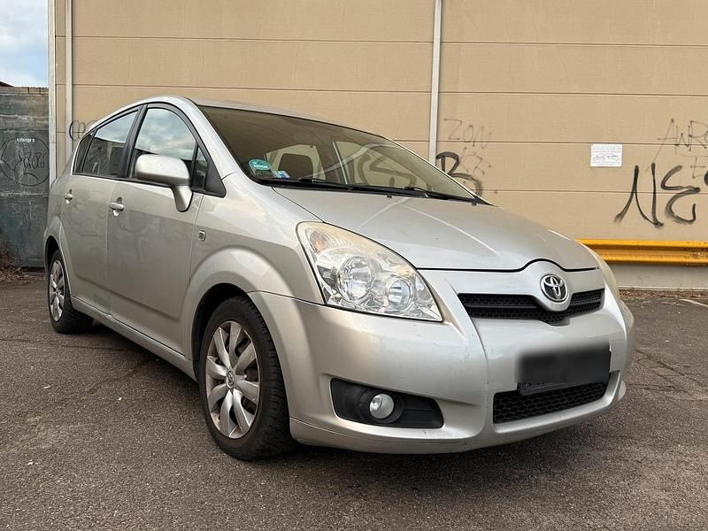 Gebraucht Toyota Verso 2009 Silber Van / Kleinbus