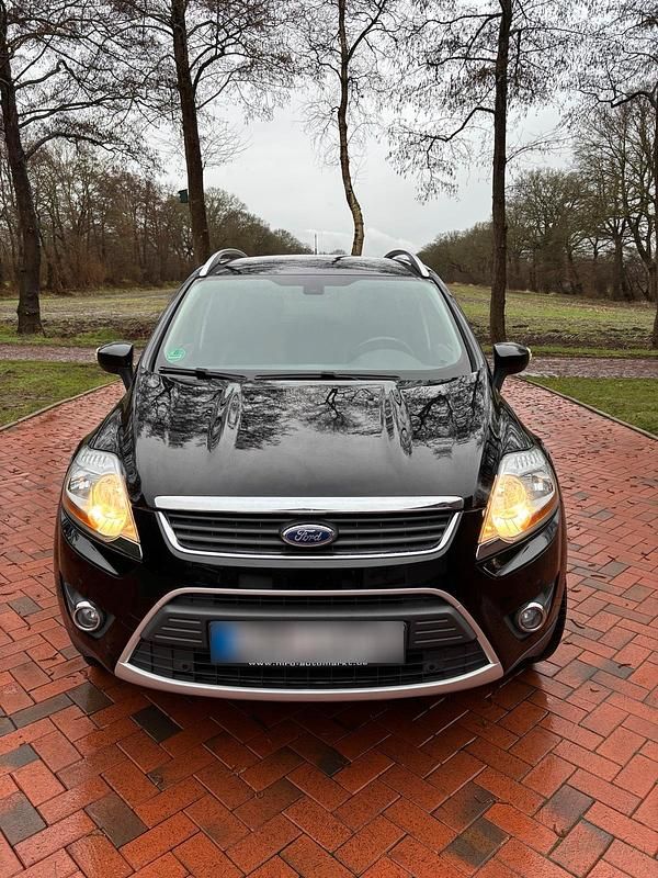 Gebraucht Ford Kuga 140 PS (102 kW) 2011 Schwarz SUV